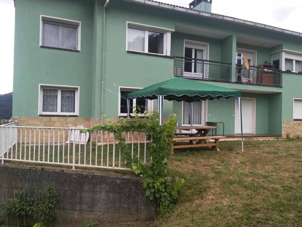 Villa La Huertina Onís Exterior foto