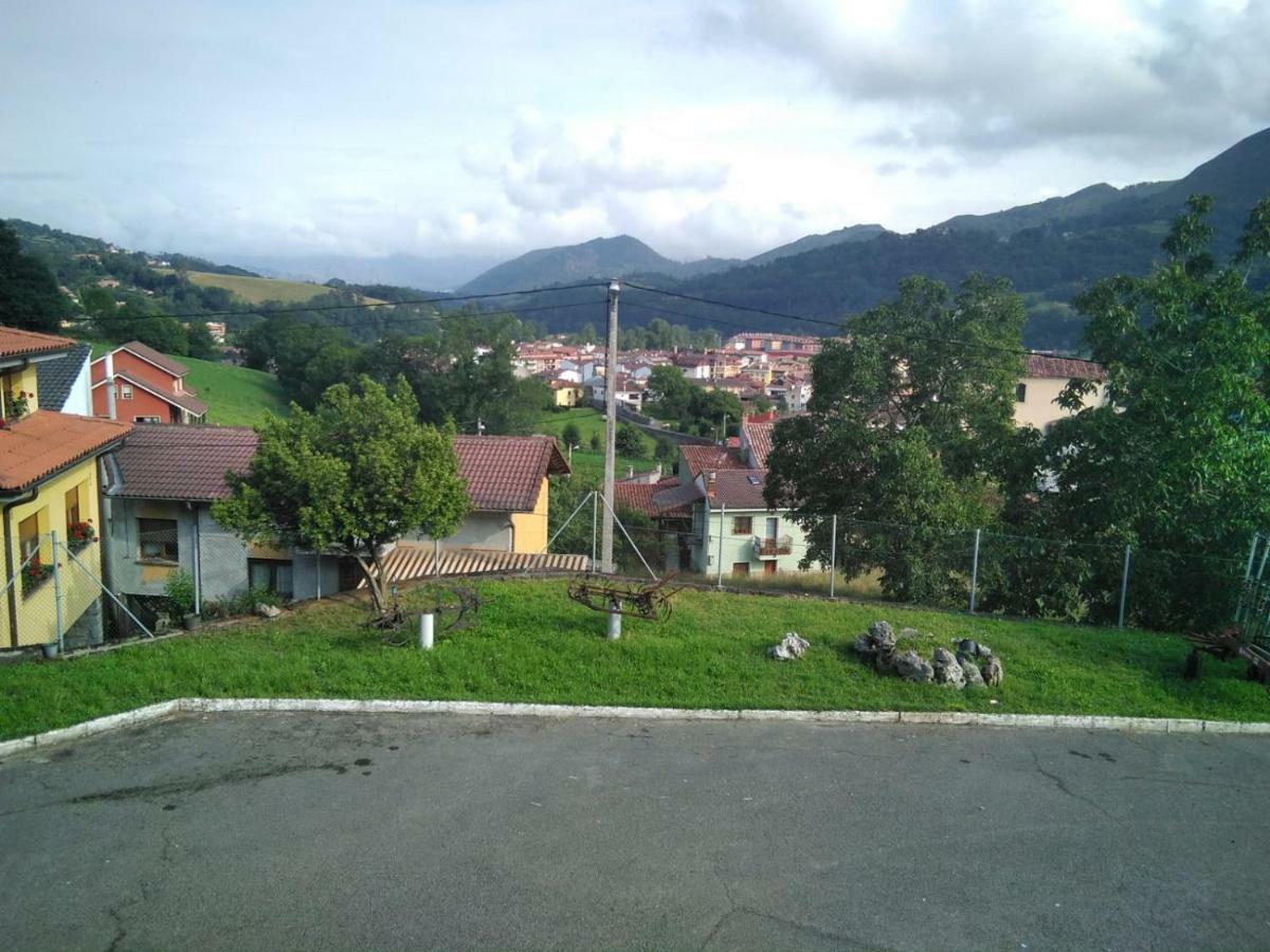 Villa La Huertina Onís Exterior foto